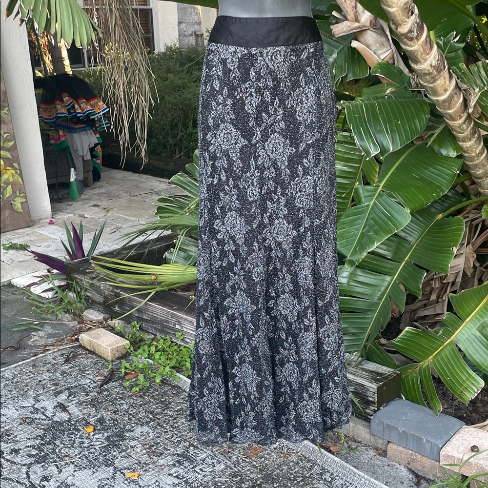 Cartisse silver romantic metallic dark floral lace trumpet skirt